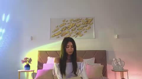 Snapshot of violetta_finch chatting on 07-28-26, 02:13 violetta_finch online show from 07-28-26, 02:13