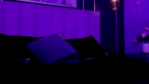 Snapshot of violetta_nur chatting on 01-26-25, 11:28 Violetta nur online show from 01-26-25, 11:28