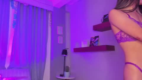 Snapshot of violetta_nur chatting on 02-11-25, 10:28 Violetta nur online show from 02-11-25, 10:28