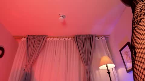 Snapshot of violetta_nur chatting on 10-10-25, 12:53 Violetta nur online show from 10-10-25, 12:53