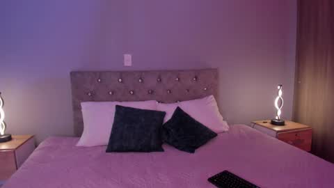 Snapshot of violetta_swift_ chatting on 12-06-24, 06:04 violetta independent model online show from 12-06-24, 06:04