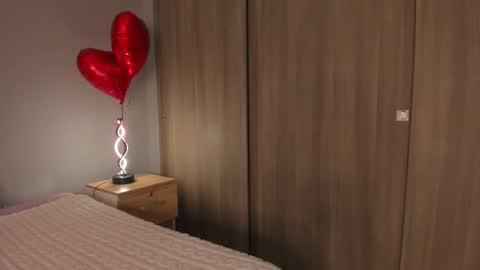 Snapshot of violetta_swift_ chatting on 02-16-25, 07:15 violetta independent model online show from 02-16-25, 07:15