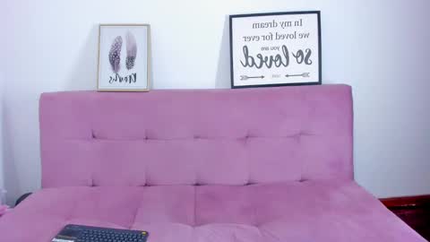 ViolettaBaker online show from 01-30-25, 04:55