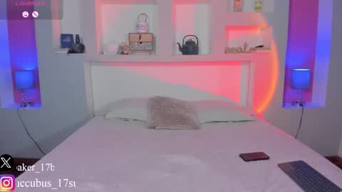 ViolettaBaker online show from 10-10-25, 07:35