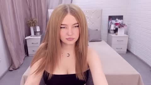 Snapshot of violettaotis chatting on 12-06-24, 12:16 ViolettaOtis online show from 12-06-24, 12:16