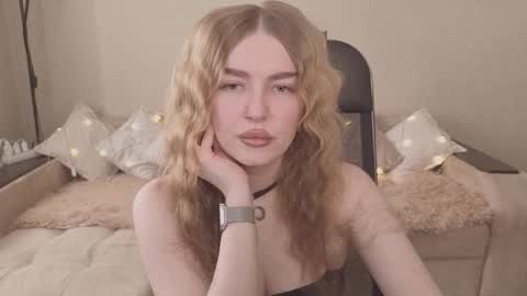 Snapshot of violettaotis chatting on 02-05-26, 10:09 ViolettaOtis online show from 02-05-26, 10:09