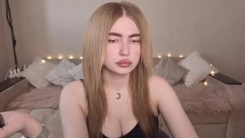 Snapshot of violettaotis chatting on 06-08-26, 11:21 ViolettaOtis online show from 06-08-26, 11:21