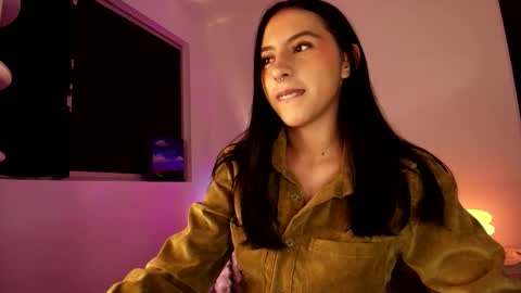 Violetta....Follow me in Twitter... online show from 10-15-25, 04:01