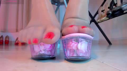 Snapshot of violettastrada chatting on 12-04-25, 10:07 CALL ME TATIANA online show from 12-04-25, 10:07