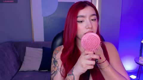 Violett Castel online show from 01-05-26, 06:55