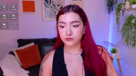 Snapshot of violettcastel chatting on 04-27-26, 12:41 Violett Castel online show from 04-27-26, 12:41