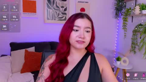 Snapshot of violettcastel chatting on 05-12-26, 08:06 Violett Castel online show from 05-12-26, 08:06