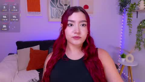 Snapshot of violettcastel chatting on 05-13-26, 09:00 Violett Castel online show from 05-13-26, 09:00