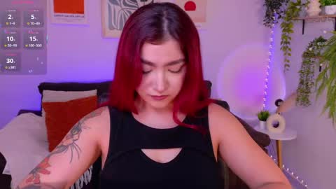 Snapshot of violettcastel chatting on 05-24-26, 08:03 Violett Castel online show from 05-24-26, 08:03