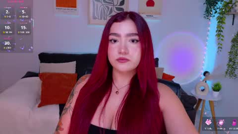 Snapshot of violettcastel chatting on 06-23-26, 12:08 Violett Castel online show from 06-23-26, 12:08