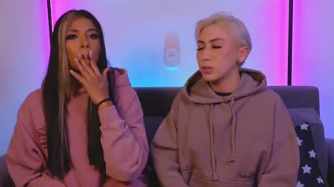 Violet online show from 02-10-25, 01:57