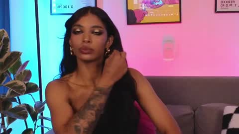 Violet online show from 04-21-26, 01:07