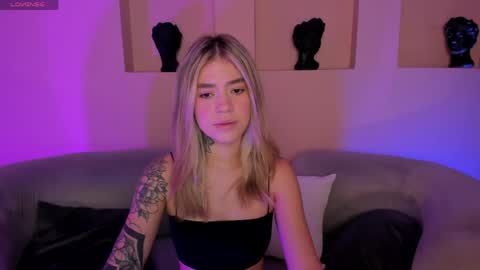 Violett  online show from 05-07-26, 09:25