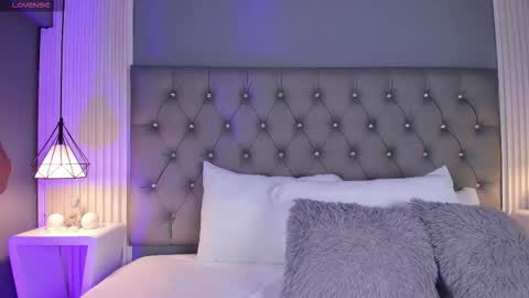 VioletthaRous online show from 02-26-26, 10:42