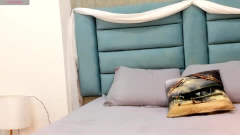 violet rossy online show from 04-18-26, 07:07