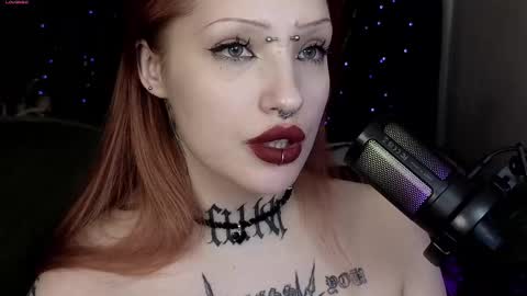 Snapshot of violetvio1ator chatting on 02-13-25, 04:39 Dommy mommy online show from 02-13-25, 04:39