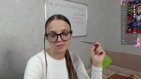 Violet online show from 09-23-25, 06:33