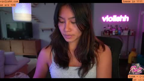 Snapshot of violishh chatting on 10-25-25, 09:31 follow me on twitter violishh and ig violishh  online show from 10-25-25, 09:31