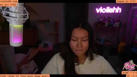 Snapshot of violishh chatting on 11-13-25, 12:09 follow me on twitter violishh and ig violishh online show from 11-13-25, 12:09
