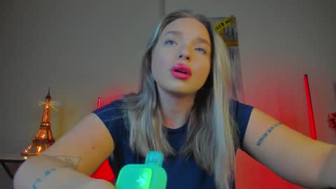 Violla online show from 02-08-25, 03:41