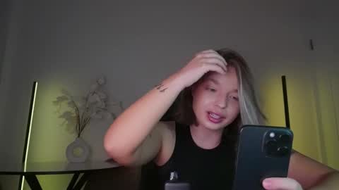 Violla online show from 10-06-25, 09:07