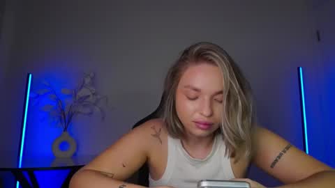 Violla online show from 11-09-25, 11:19