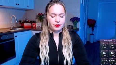 Snapshot of vip_juicy chatting on 03-10-25, 03:20 VelvettTime online show from 03-10-25, 03:20