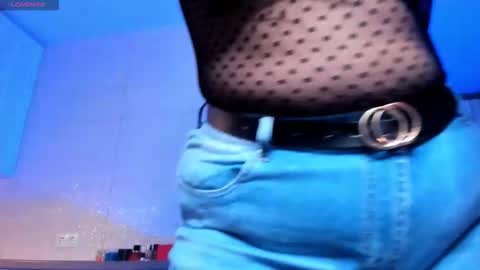 Snapshot of vip_juicy chatting on 10-15-25, 05:57 VelvettTime online show from 10-15-25, 05:57