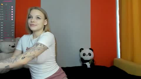 Hello im Harli  online show from 01-08-26, 12:07