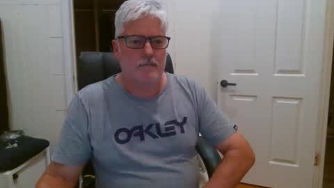 viper654321 online show from 09-21-25, 07:54