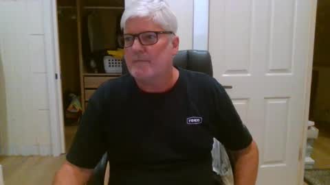 viper654321 online show from 04-11-26, 07:45