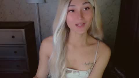 Pearl online show from 03-12-26, 02:07