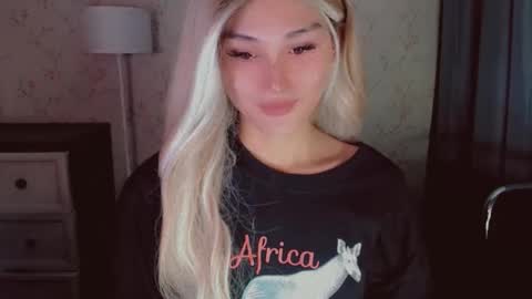 Pearl online show from 03-24-26, 02:38