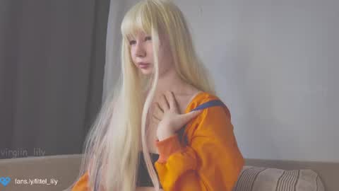  Lily  online show from 02-17-25, 06:42