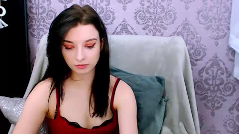 Snapshot of virgiluna chatting on 02-15-26, 08:27 VirginLuna online show from 02-15-26, 08:27