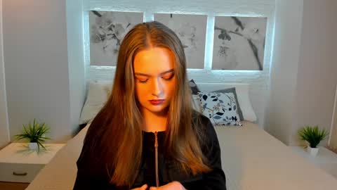 Vita online show from 12-15-24, 03:53