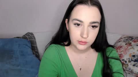 Snapshot of vitalina_freedom chatting on 12-13-24, 03:43 Vitalina online show from 12-13-24, 03:43