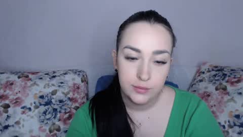 Snapshot of vitalina_freedom chatting on 01-31-25, 04:17 Vitalina online show from 01-31-25, 04:17