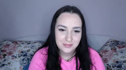 Snapshot of vitalina_freedom chatting on 02-06-25, 04:14 Vitalina online show from 02-06-25, 04:14