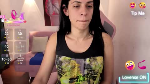 Snapshot of vittoria_lombardi07 chatting on 09-11-25, 08:14 VITTORIA online show from 09-11-25, 08:14