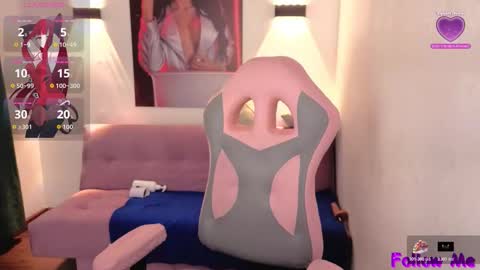 Snapshot of vittoria_lombardi07 chatting on 11-05-25, 08:14 VITTORIA online show from 11-05-25, 08:14