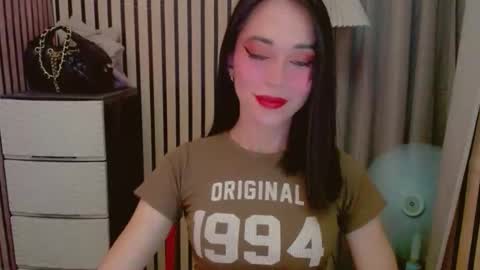 Snapshot of vivahotbabessandra chatting on 04-23-26, 12:26 SANDRA GOING YOU online show from 04-23-26, 12:26