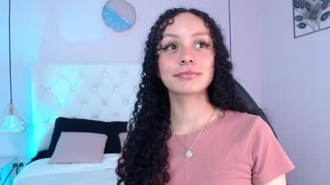 Vivi online show from 10-16-25, 03:51