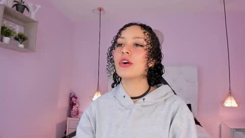 Vivi online show from 11-08-25, 03:39