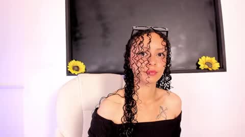 Vivi online show from 04-12-26, 04:28